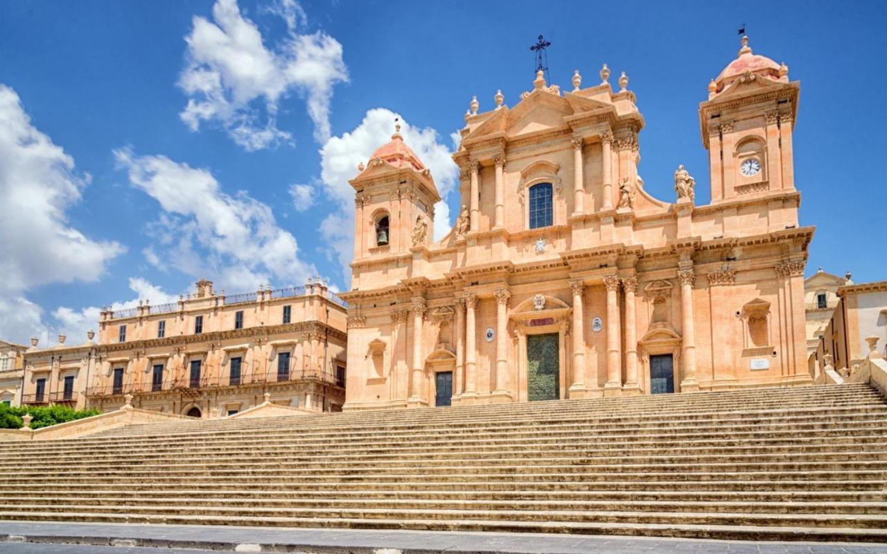 Casa Vacanza Il Ciliegio Villa Noto Eksteriør billede