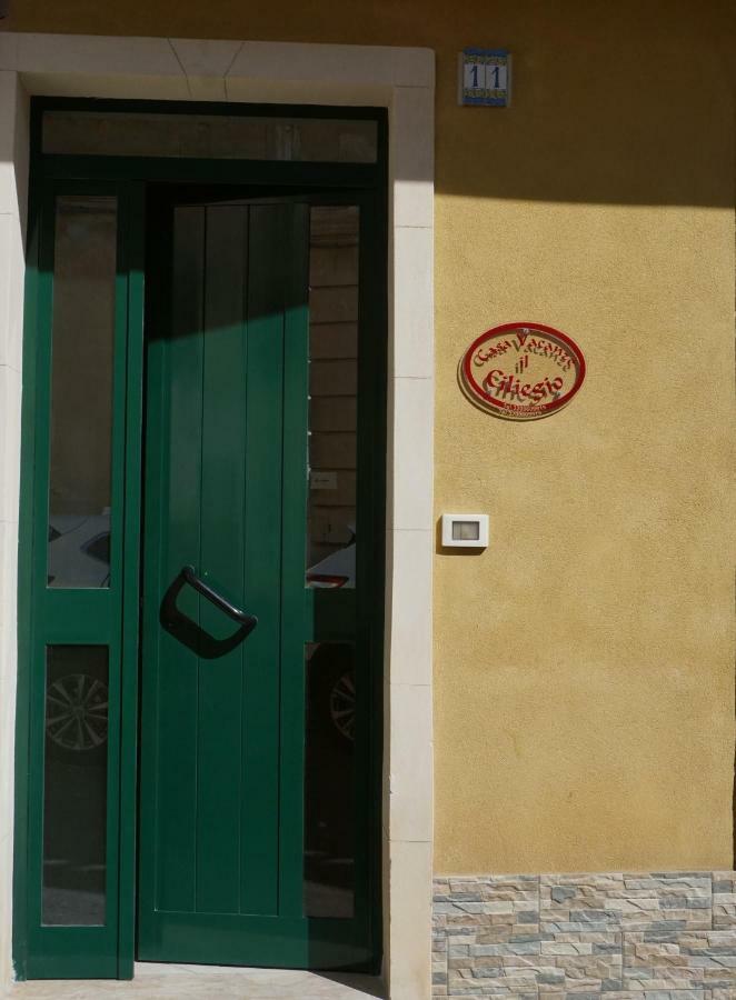 Casa Vacanza Il Ciliegio Noto Eksteriør billede